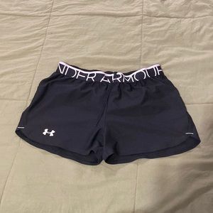 Under armour athletic shorts size small